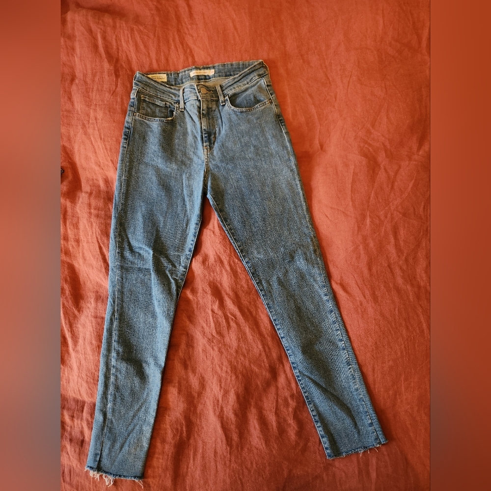 LEVI'S 721 Highrise Skinny Jean Women 28